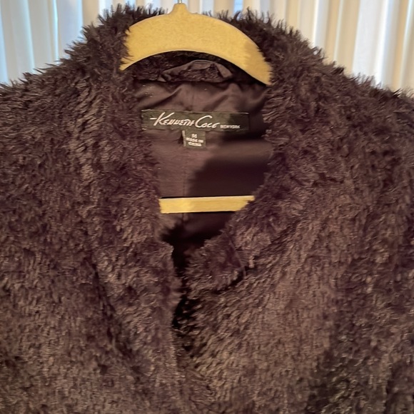 Kenneth Cole faux fur jacket - Picture 2 of 4